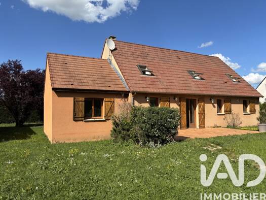 Maison à vendre 260 000 € 9 pièces 5 chambres 150 m² 850 m² de terrain Gurgy 89250