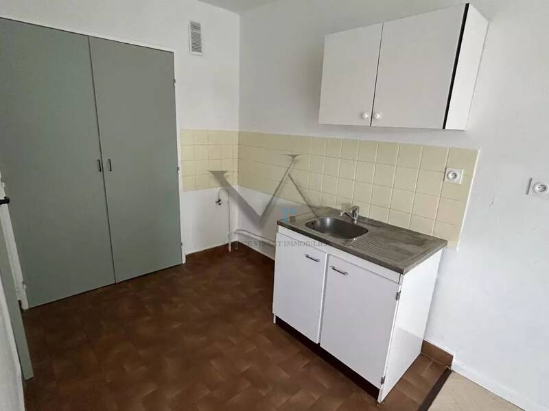 Maison à louer, 51m², MONTELIMAR