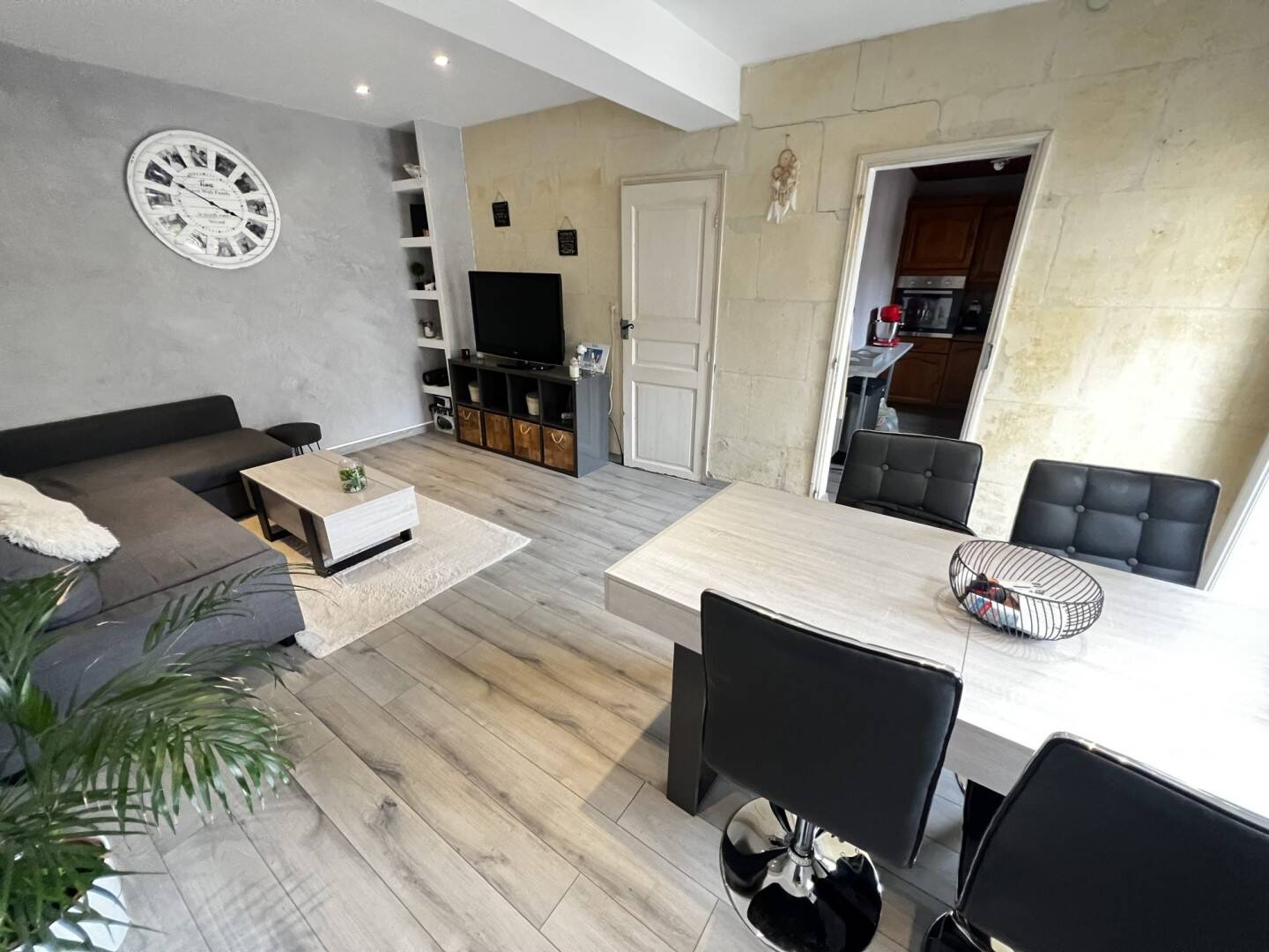 Maison à vendre, 92m², FONTVIEILLE