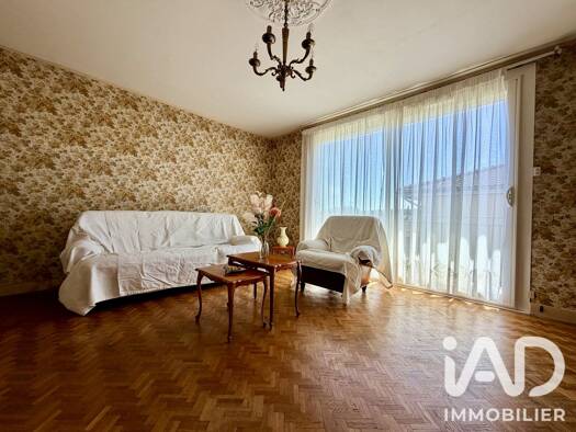 Maison à vendre 158 999 € 4 pièces 3 chambres 90 m² 545 m² de terrain Centre Ville Le Palais-sur-Vienne 87410