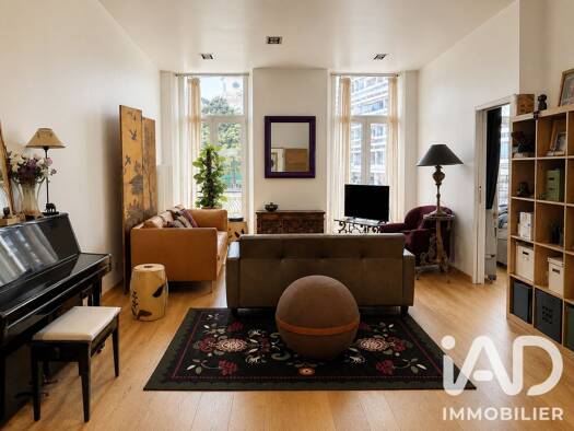 Appartement à vendre 320 000 € 3 pièces 2 chambres 88 m² Étage 1/4 Place d'Armes Toulon 83000