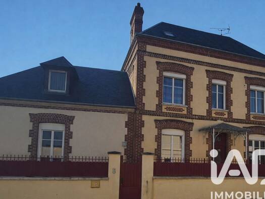 Maison à vendre 388 000 € 8 pièces 5 chambres 206 m² 580 m² de terrain Saint-Pierre-du-Vauvray 27430