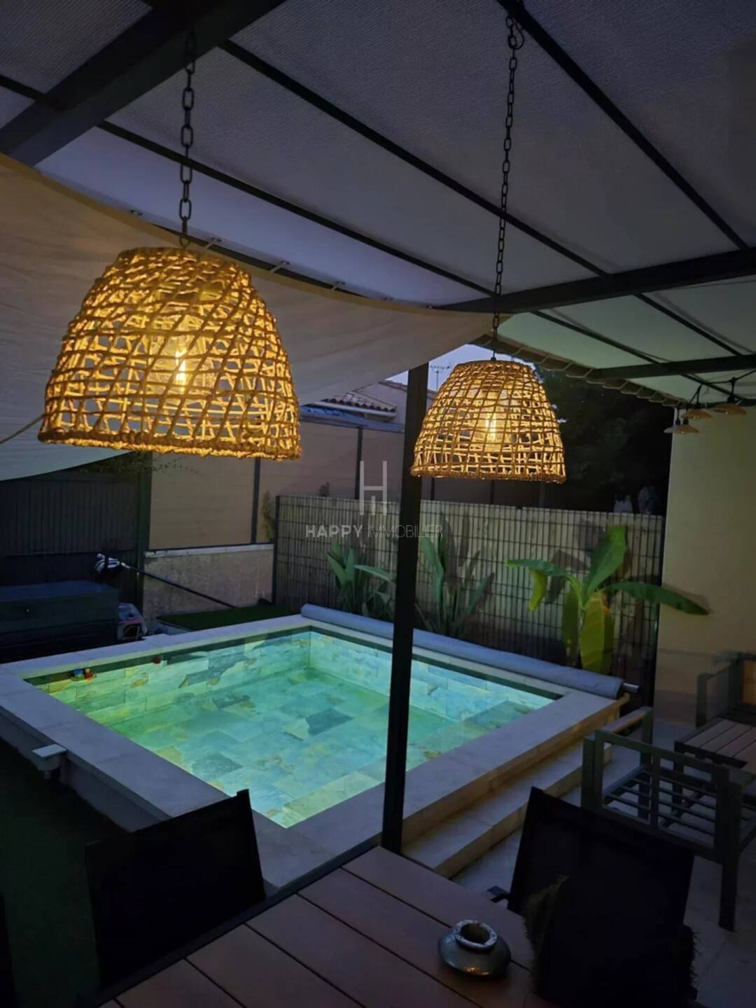 Maison à vendre, 85m², MOURIES