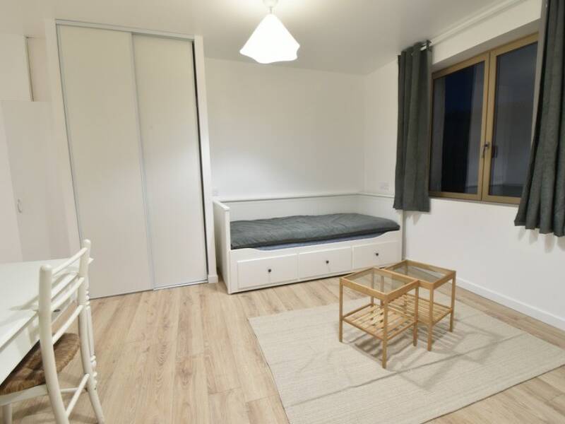 Maison à louer, 25m², SAINTE LIVRADE SUR LOT