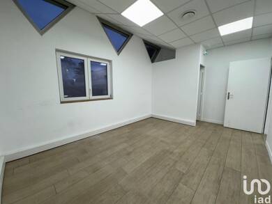 Espace bureau à louer 884 € 59 m² de bureaux Val Fleuri-Beauval Verrière Meaux 77100