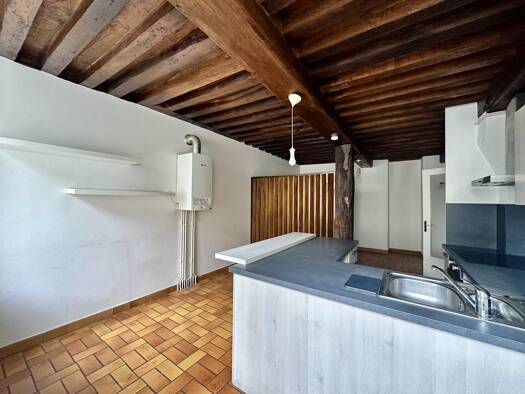 Appartement à louer - logement étudiant 550 € 2 pièces 32,88 m² RDC Cordeliers Dijon 21000