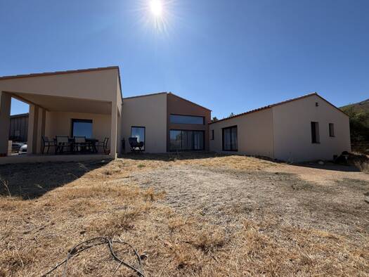 Villa à vendre 538 000 € 5 pièces 4 chambres 200 m² 2 013 m² de terrain Opoul-Périllos 66600