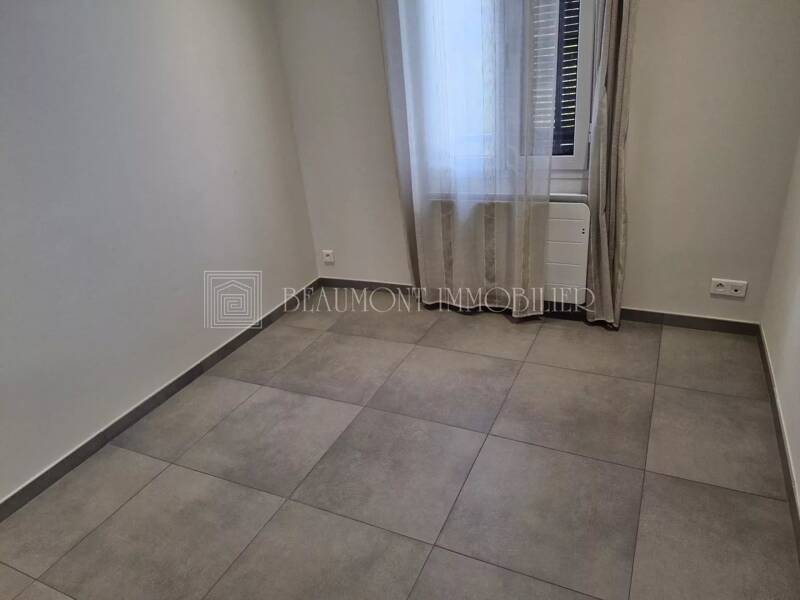 Maison à louer, 0m², NICE