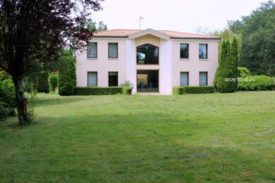 Villa à vendre 970 000 € 8 pièces 4 chambres 251 m² 6 000 m² de terrain Fargues St Hilaire 33370