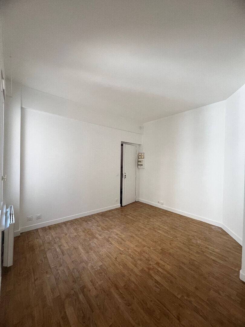 Maison à louer, 22m², IVRY SUR SEINE