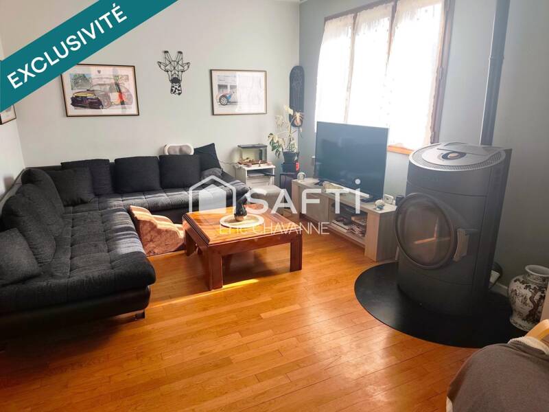 Maison à vendre, 78m², VIEUX CHARMONT