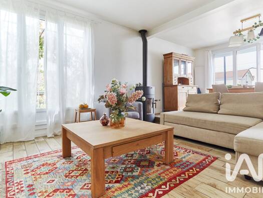 Maison à vendre 519 000 € 6 pièces 4 chambres 120 m² 258 m² de terrain Le Val-Notre Dame Sartrouville 78500