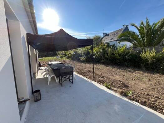Maison de plain-pied à louer 1 150 € 4 pièces 3 chambres 89 m² Nord Trégunc 29910
