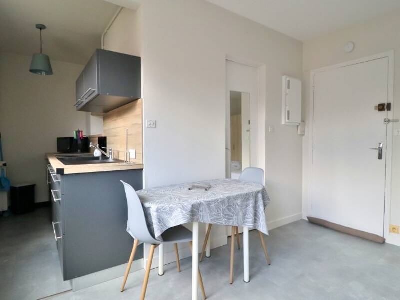 Maison à louer, 25m², SAINT JULIEN LES VILLAS