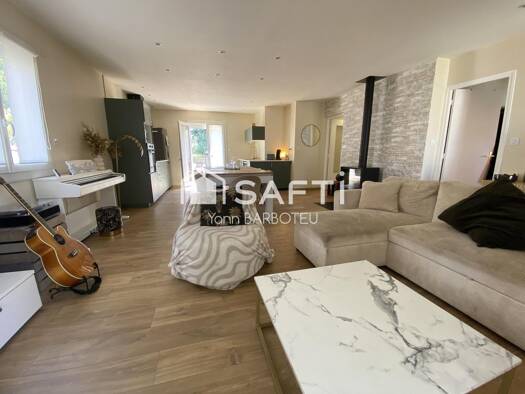 Maison de plain-pied à vendre 245 000 € 4 pièces 3 chambres 80 m² 373 m² de terrain Corneilla-del-Vercol 66200