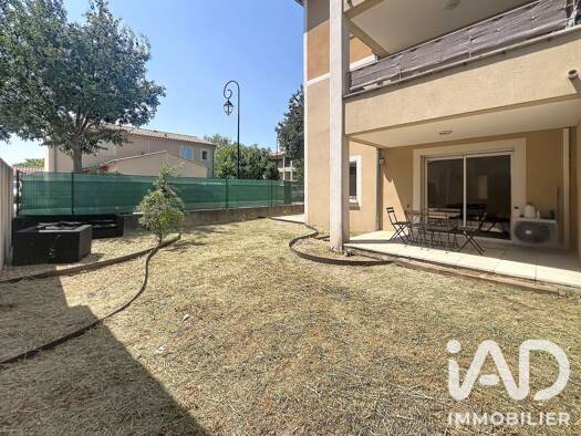 Appartement à vendre 220 000 € 3 pièces 2 chambres 60 m² RDC/3 Sud Le Thor 84250