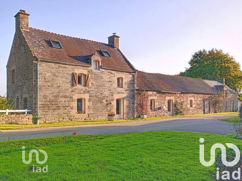 Maison à vendre, 120m², PLUMELIAU