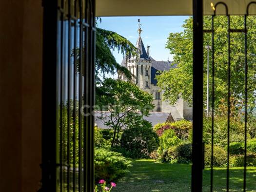 Maison à vendre 1 196 000 € 11 pièces 7 chambres 328 m² 2 278 m² de terrain Hauts Quartiers-Clos Coutard Saumur 49400