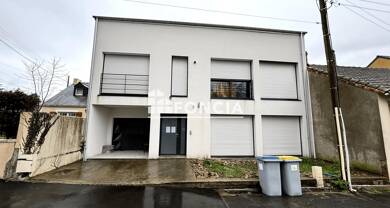 Immeuble à vendre 1 080 000 € 304 m² Nantes Erdre Nantes 44300