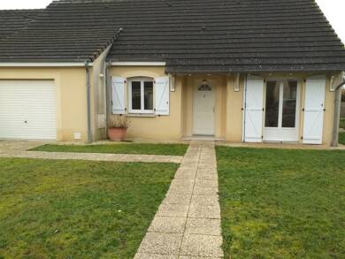 Maison à louer 661 € 3 pièces 2 chambres 69,8 m² 250 m² de terrain Faubourg-Orléans-Paterne Romorantin-Lanthenay 41200