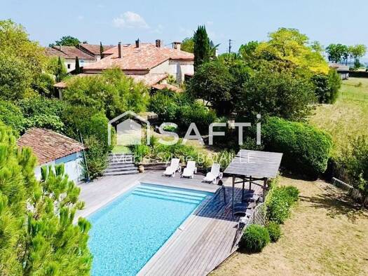Demeure à vendre 560 000 € 9 pièces 4 chambres 250 m² 9 863 m² de terrain Lombers 81120