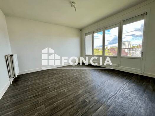 Appartement à louer 580 € 2 pièces 1 chambre 51,7 m² 6ème étage Bellevue Brest 29200