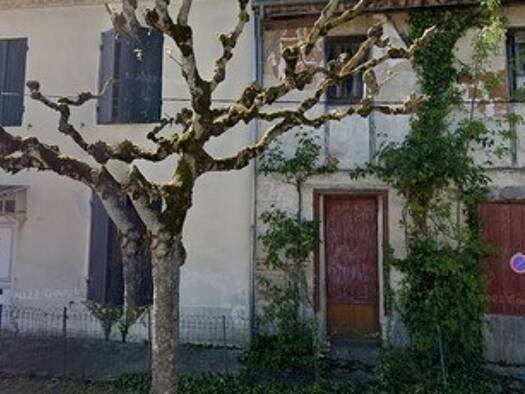 Maison à vendre 65 000 € 5 pièces 3 chambres 132 m² 30 m² de terrain Clairac 47320