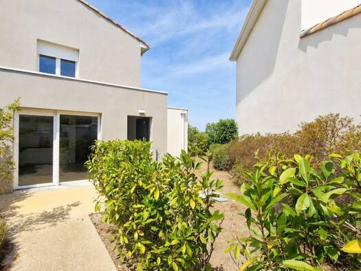 Maison à vendre 336 000 € 5 pièces 4 chambres 92,3 m² 224 m² de terrain Couronne Periurbaine Mèze 34140