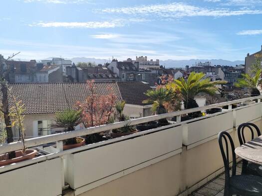 Duplex à vendre 280 900 € 5 pièces 4 chambres 116,5 m² Étage 5/5 Pau Sud Pau 64000