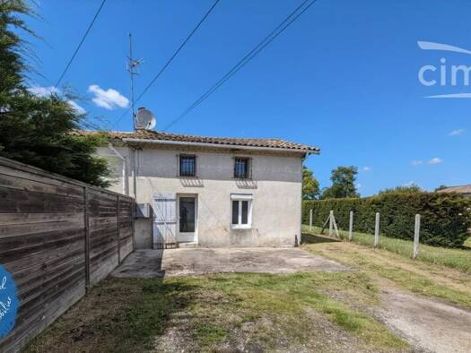 Maison à vendre 119 000 € 3 pièces 2 chambres 79 m² 1 006 m² de terrain Reignac 33860