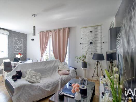 Appartement à vendre 129 500 € 3 pièces 2 chambres 52 m² Étage 2/2 Saint-Maximin 60740