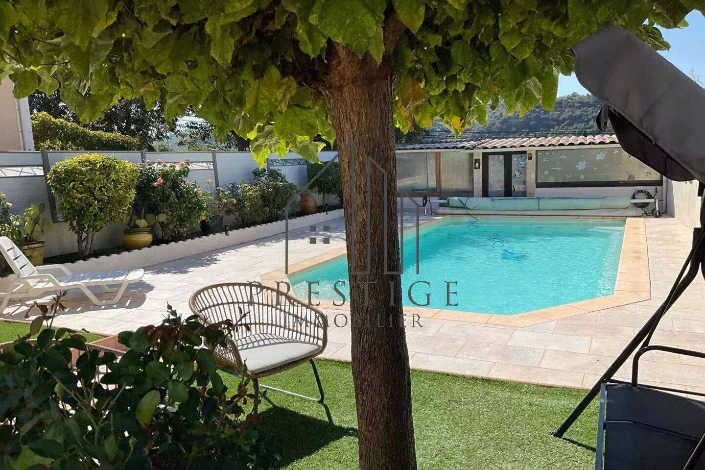 Maison à vendre, 96m², VINON SUR VERDON