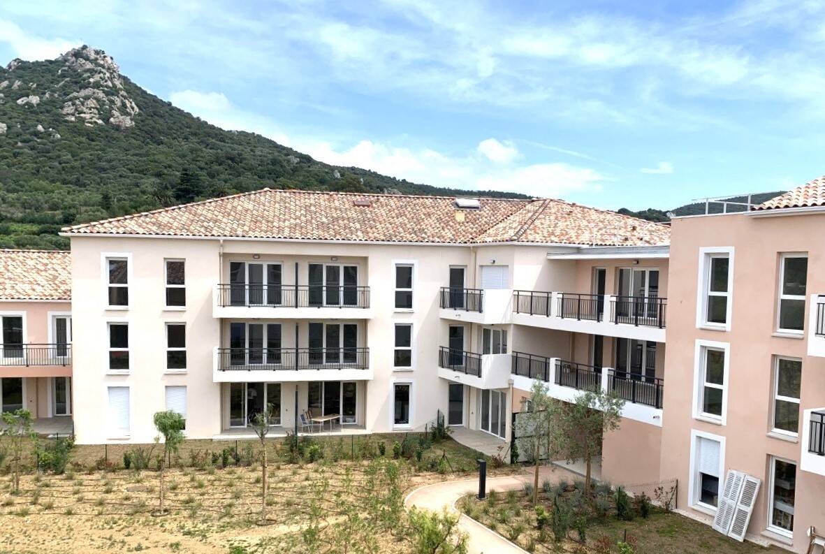 Maison à louer, 58m², HYERES