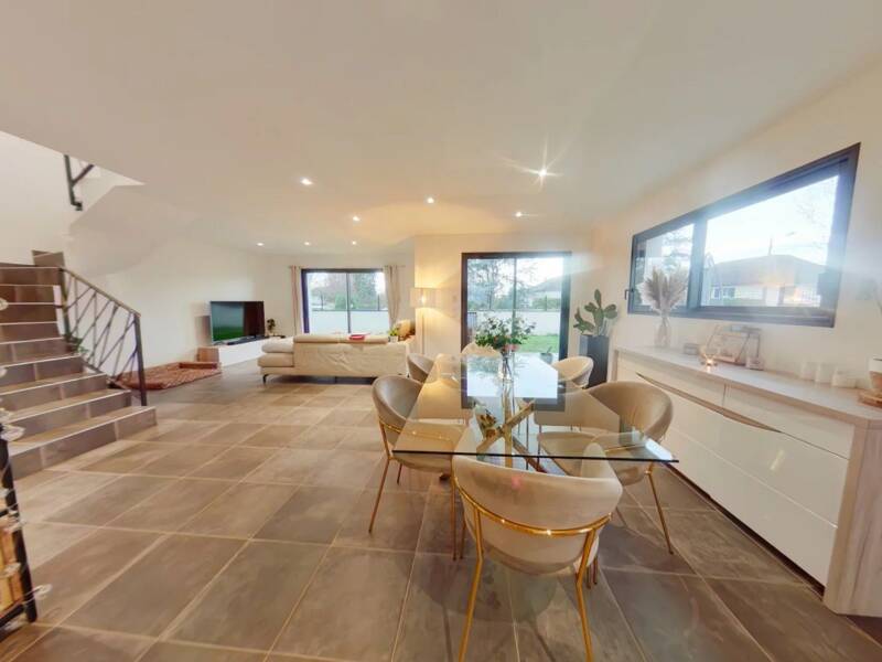 Maison à louer, 112m², MONTROND LES BAINS