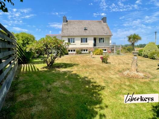 Maison à vendre 285 000 € 8 pièces 6 chambres 136 m² 692 m² de terrain Trévou-Tréguignec 22660