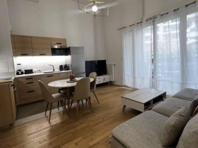 Maison à louer, 45m², LA VARENNE SAINT HILAIRE