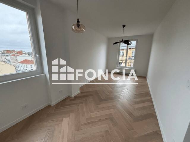 Maison à louer, 47m², SAINT MAUR DES FOSSES