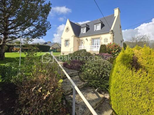 Maison à vendre 310 000 € 6 pièces 4 chambres 135 m² 1 181 m² de terrain Aucaleuc 22100