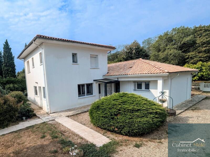 Maison à vendre, 231m², SALLEBOEUF