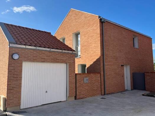 Maison à vendre - neuf 293 000 € 3 pièces 2 chambres 67 m² 101 m² de terrain Seilh 31840