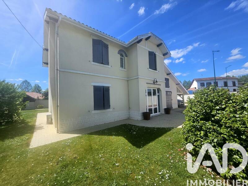 Maison à vendre, 145m², SAUGNAC ET CAMBRAN