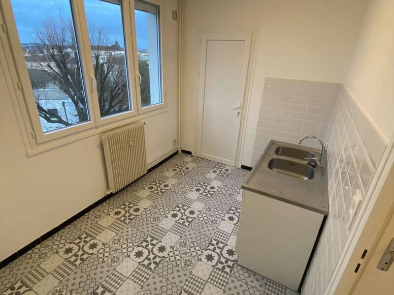 Maison à louer, 71m², VILLEFRANCHE SUR SAONE