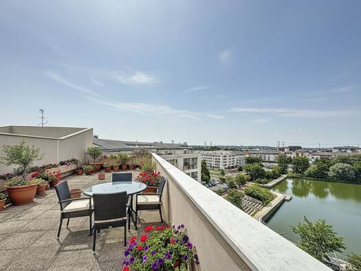 Duplex à vendre 422 500 € 4 pièces 3 chambres 98 m² Étage 6/6 Hôtel de Ville Créteil 94000