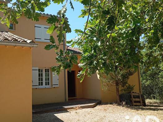 Maison de plain-pied à vendre 430 000 € 5 pièces 4 chambres 137 m² 4 920 m² de terrain Mollans-sur-Ouvèze 26170