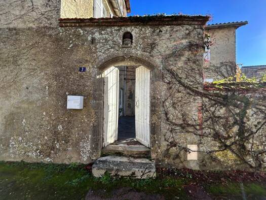 Maison de ville à vendre 399 900 € 8 pièces 4 chambres 180 m² 635 m² de terrain Agglomeration-Nord Est Talmont-Saint-Hilaire 85440