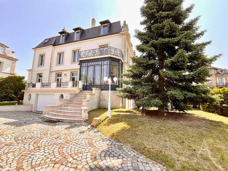 Maison à vendre, 900m², METZ