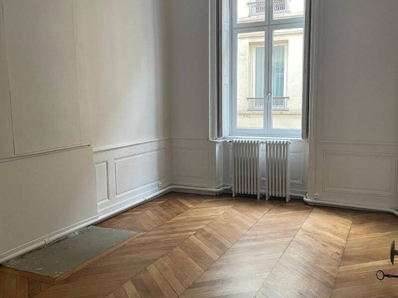 Maison à louer, 105m², LYON 2E