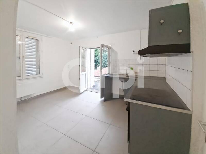 Maison à louer, 44m², NANTEUIL LE HAUDOUIN