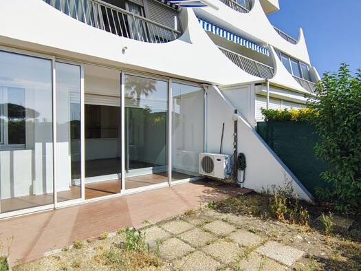 Appartement à vendre 250 000 € 2 pièces 1 chambre 36 m² RDC/2 Le Grau du Roi 30240