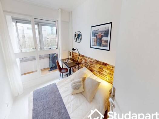 Colocation à louer 865 € 1 pièce 1 chambre 110 m² 1er étage Parc-La Boule- Champs Pierreux Nanterre 92000